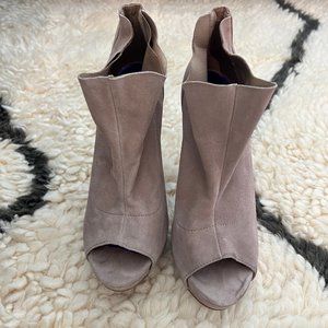 Steve Madden suede booties